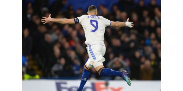 Karim Benzema combatte l'ultima possibilità per il sogno